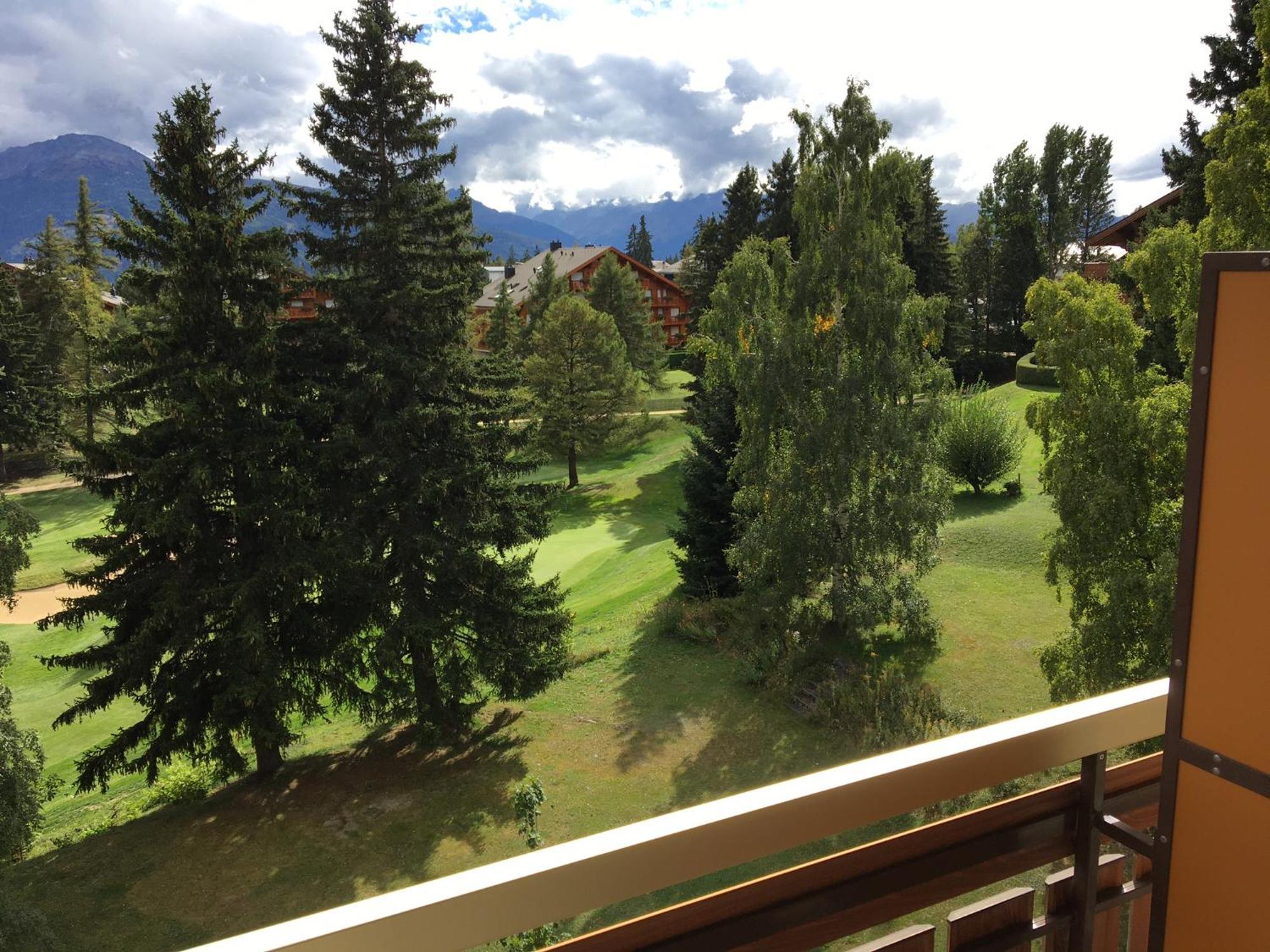Hotel Belmont Кран-Монтана Экстерьер фото